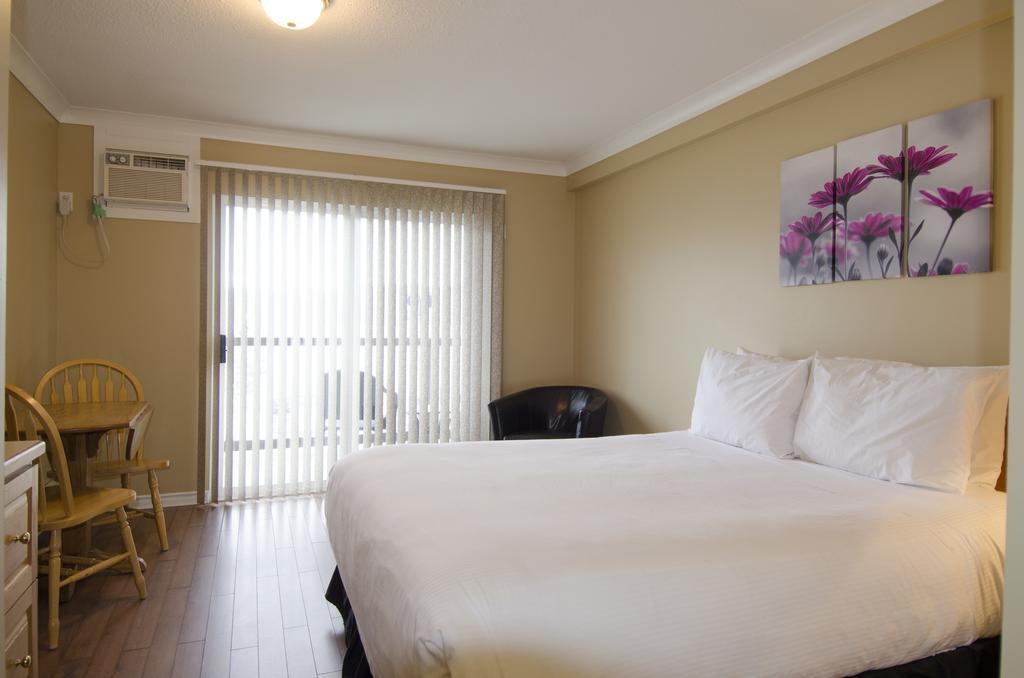 Tiki Shores Inn & Suites Penticton Camera foto